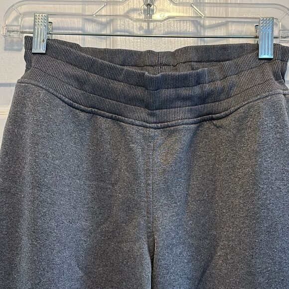 Under Armour Sweatpants small - Picture 3 of 9